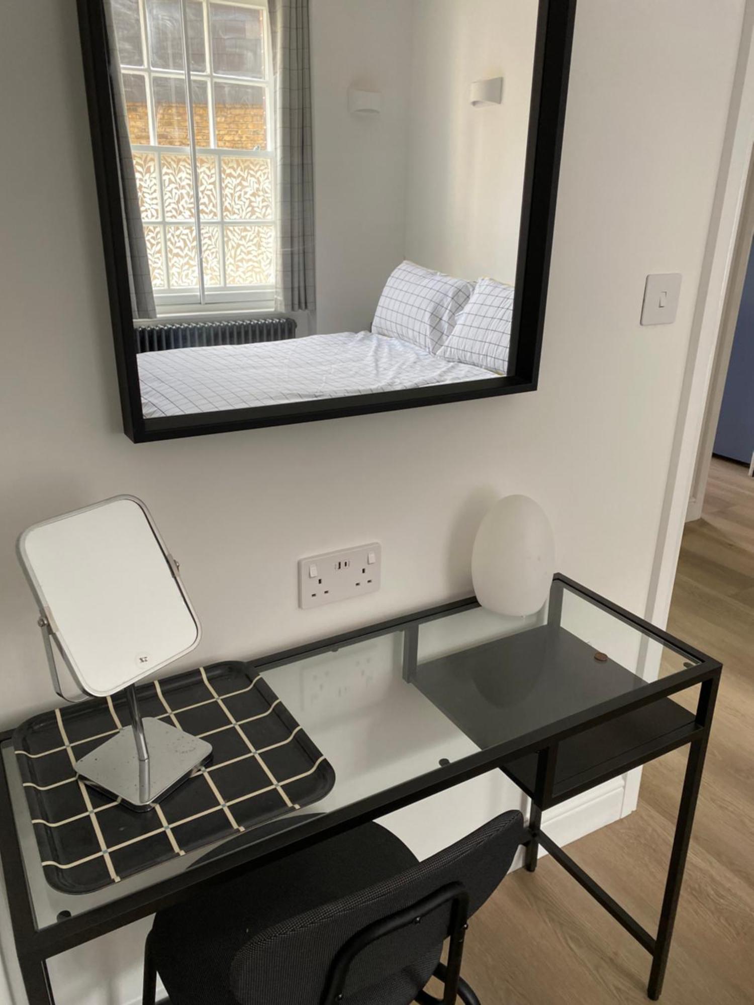 Two Bedroom Two Bathrooms Superior Apartment London Eksteriør billede