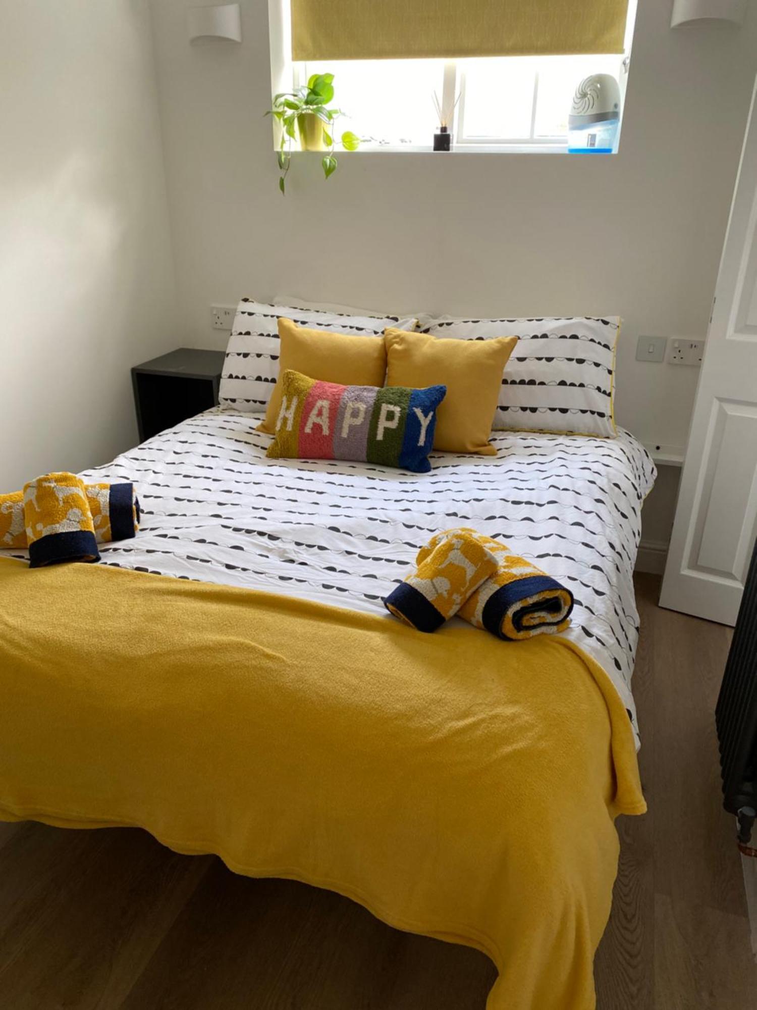 Two Bedroom Two Bathrooms Superior Apartment London Eksteriør billede
